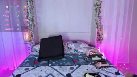         online show from March 10, 11:48 am