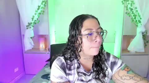         online show from April 16, 11:44 am