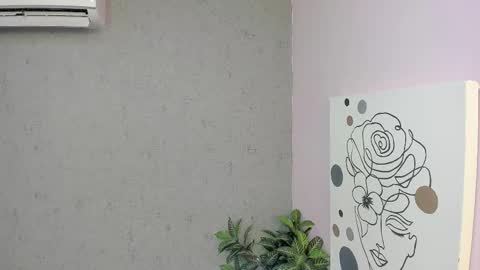 Miia online show from March 2, 7:10 pm