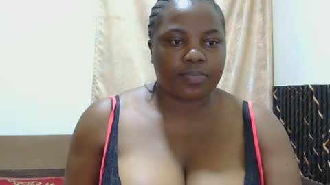 Snapshot of liilcutiee chatting on July 19, 8:23 pm Lily online show from July 19, 8:23 pm