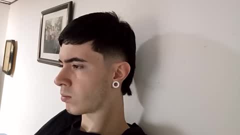 Snapshot of liio____ chatting on May 11, 6:49 pm liio____ online show from May 11, 6:49 pm
