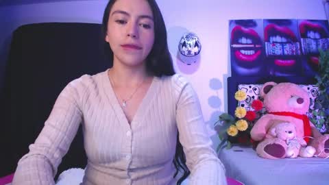 Snapshot of lika_little3 chatting on June 10, 12:22 am Liika online show from June 10, 12:22 am