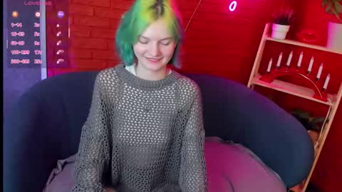 Snapshot of lika_sky chatting on March 14, 6:19 am lika_sky online show from March 14, 6:19 am