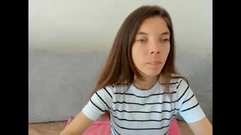 Snapshot of likaaeiston1 chatting on May 22, 7:59 am likaaeiston1 online show from May 22, 7:59 am