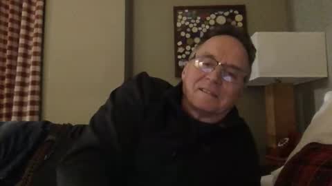 liketowatch online show from December 23, 4:32 am