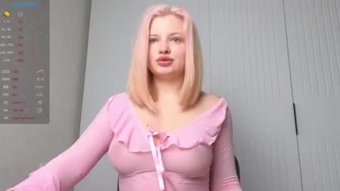 Snapshot of like_a_princess chatting on June 20, 5:32 am Anna and Bella online show from June 20, 5:32 am