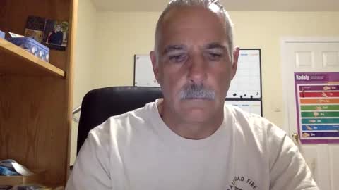 Snapshot of likefhot chatting on November 6, 1:45 pm likefhot online show from November 6, 1:45 pm