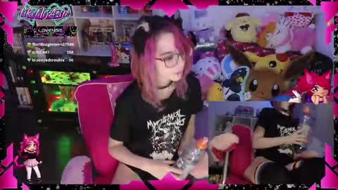 Snapshot of likemyashe chatting on November 17, 4:40 am LikeMyAshe online show from November 17, 4:40 am