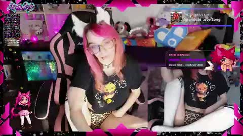 Snapshot of likemyashe chatting on July 17, 6:31 am LikeMyAshe online show from July 17, 6:31 am