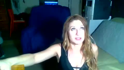 Snapshot of likerightnow chatting on May 17, 8:34 am likerightnow online show from May 17, 8:34 am
