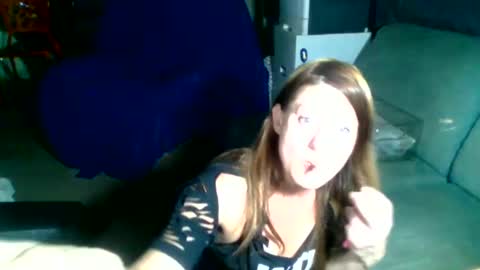 Snapshot of likerightnow chatting on June 6, 8:52 am likerightnow online show from June 6, 8:52 am