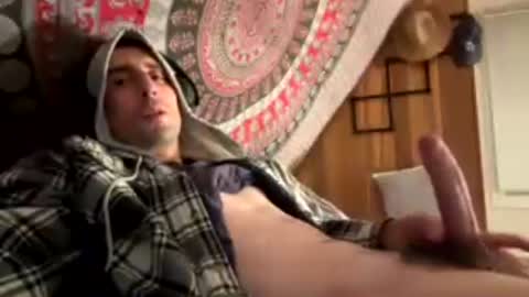 likewhatchasee online show from July 8, 2:16 am