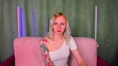 likilip online show from December 22, 1:13 am