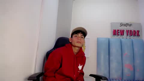 Snapshot of lil_babyyy_ chatting on December 15, 2:05 am LIAM online show from December 15, 2:05 am