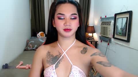 Snapshot of lil_fantacy chatting on October 16, 8:26 am LILY online show from October 16, 8:26 am