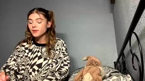 lil_luca online show from October 20, 2:12 am