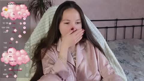 little moon online show from May 3, 3:34 am