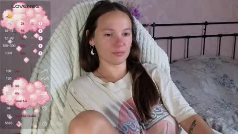 little moon online show from June 5, 9:42 pm