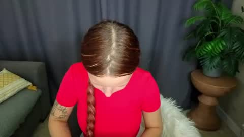 Snapshot of lil_netta chatting on July 30, 6:45 am Netta online show from July 30, 6:45 am