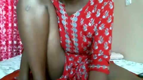 Snapshot of lil_paula chatting on April 5, 6:32 am serenity online show from April 5, 6:32 am