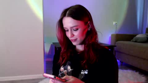 INST Lil happines s online show from March 3, 10:17 am