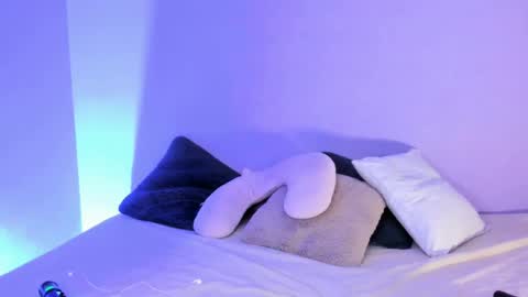 Lola online show from March 10, 12:29 am