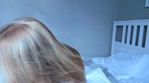 Emma online show from October 3, 10:01 am