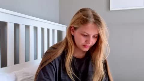 Emma online show from April 29, 8:40 am