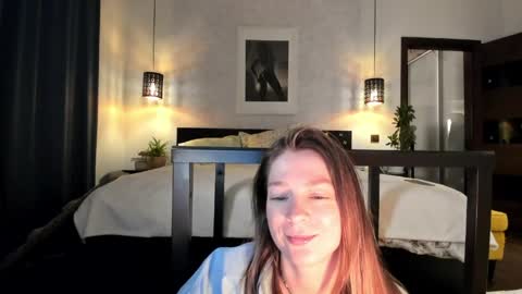 Snapshot of lil_uff chatting on March 29, 6:19 pm aka princessmaya online show from March 29, 6:19 pm