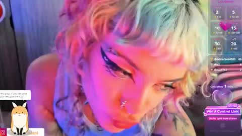 Lila online show from February 19, 2:51 am