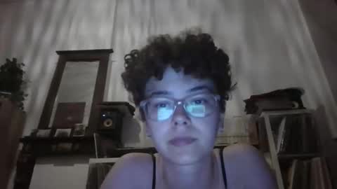 Snapshot of lilac_dreamsss chatting on June 11, 2:33 am lilac_dreamsss online show from June 11, 2:33 am