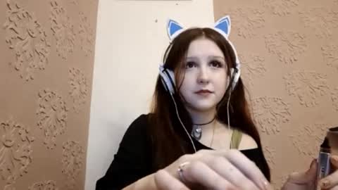 lilaheckenberg online show from March 14, 3:28 pm