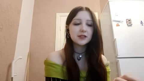 lilaheckenberg online show from March 15, 9:37 am