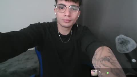 Snapshot of lilankore chatting on February 3, 4:57 am Yeh online show from February 3, 4:57 am