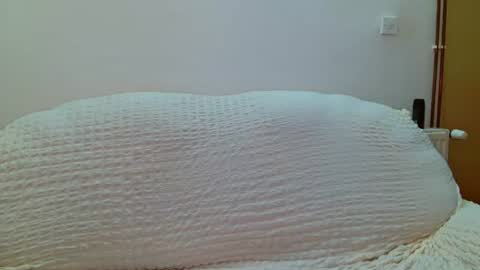 Snapshot of lilbearxxxx chatting on July 30, 7:24 pm lilbearxxxx online show from July 30, 7:24 pm