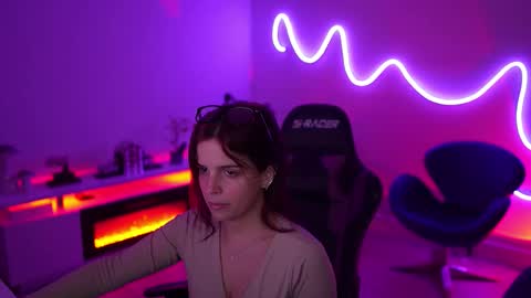 Rebecca online show from February 17, 6:21 am