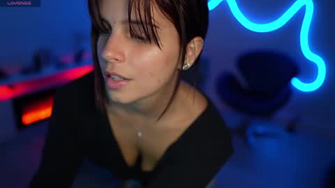 Snapshot of lilbeccaxo chatting on May 9, 7:19 pm Rebecca online show from May 9, 7:19 pm