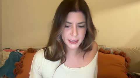 Snapshot of lilbi85_ chatting on October 13, 2:00 am lilbi85_ online show from October 13, 2:00 am