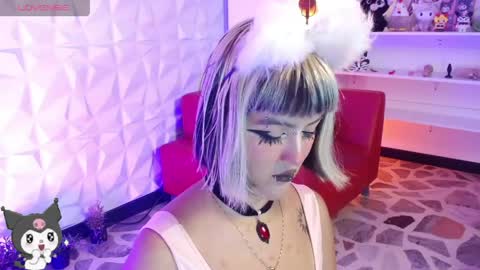 lilcandy19 online show from April 6, 12:06 pm