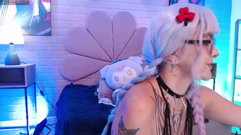 lilcandy19 online show from July 18, 12:09 pm