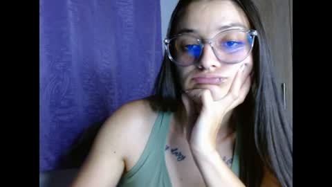 Valeri Villalobos  IG villa lobosvaleri online show from July 3, 1:23 am
