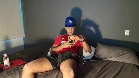 Snapshot of lildantear chatting on December 21, 10:30 pm Dante online show from December 21, 10:30 pm