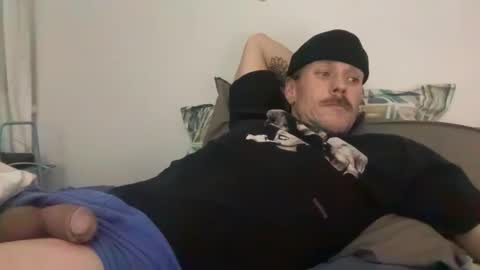 Snapshot of lildeer1980 chatting on December 7, 3:58 am lildeer1980 online show from December 7, 3:58 am