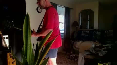 Snapshot of lildicksissy chatting on November 14, 9:02 pm lildicksissy online show from November 14, 9:02 pm