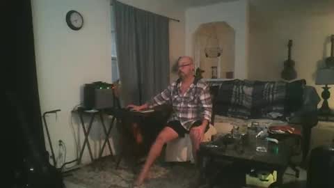 Snapshot of lildicksissy chatting on November 15, 10:37 pm lildicksissy online show from November 15, 10:37 pm