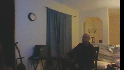 Snapshot of lildicksissy chatting on November 19, 8:14 am lildicksissy online show from November 19, 8:14 am