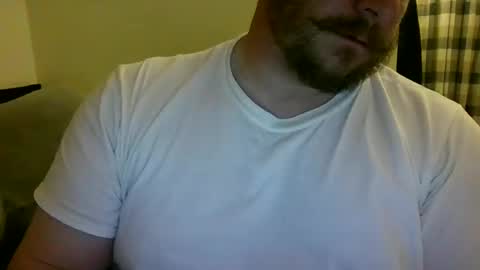 Snapshot of lildickwonder04 chatting on March 14, 4:40 am reallyinsecure online show from March 14, 4:40 am