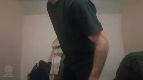 Snapshot of lildink679199 chatting on December 24, 8:11 am lildink679199 online show from December 24, 8:11 am