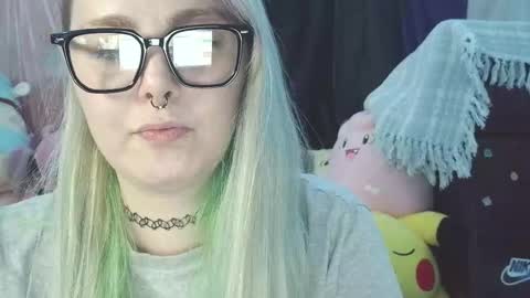 Snapshot of lilemmy1999 chatting on November 5, 3:06 am emily ryanson online show from November 5, 3:06 am