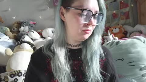 Snapshot of lilemmy1999 chatting on June 16, 9:06 pm emily ryanson online show from June 16, 9:06 pm